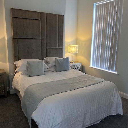 City Centre 3 Bdr Townhouse By Belfast City Breaks Extérieur photo